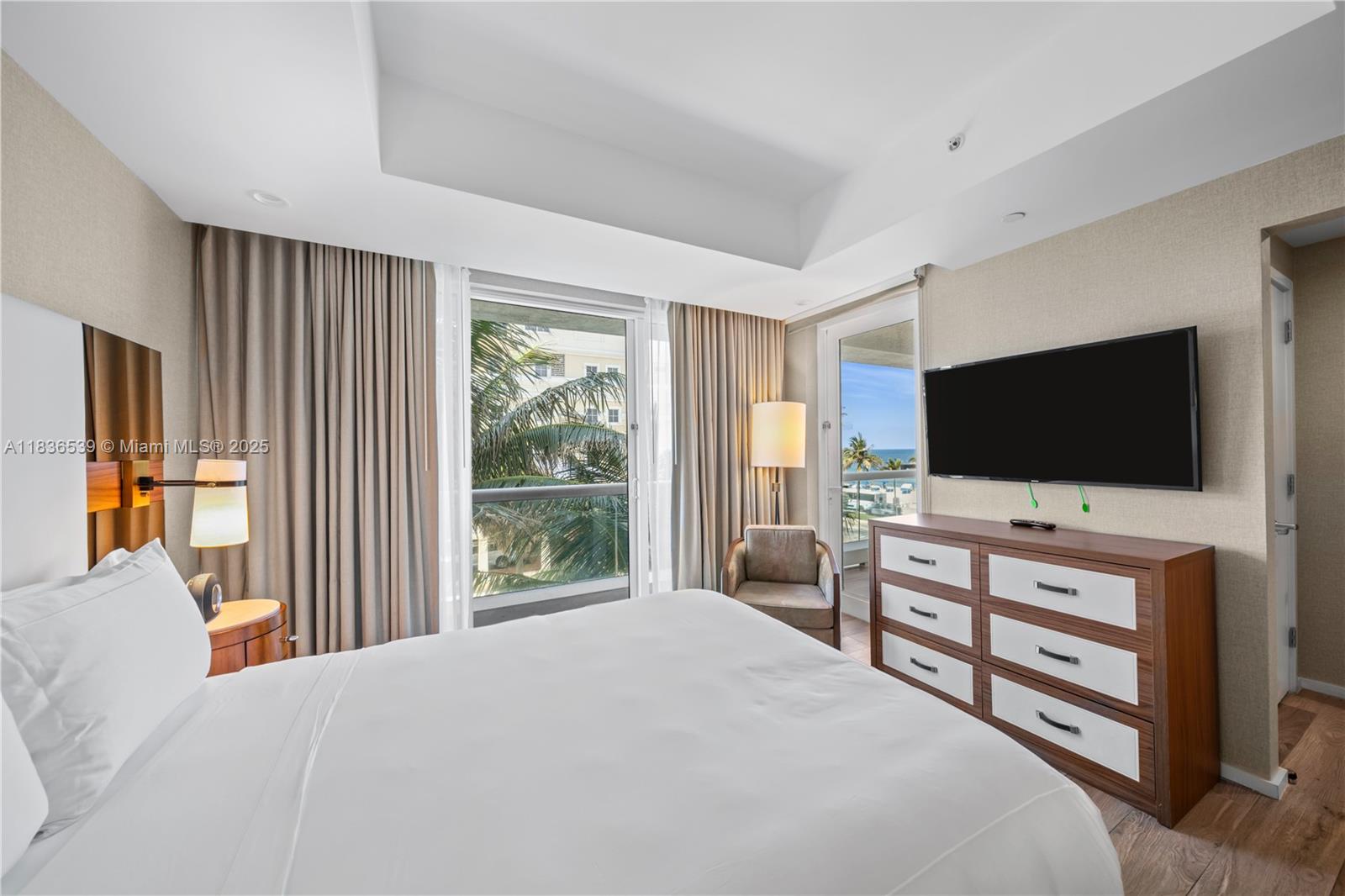 551 N Fort Lauderdale Beach Blvd Unit: R201