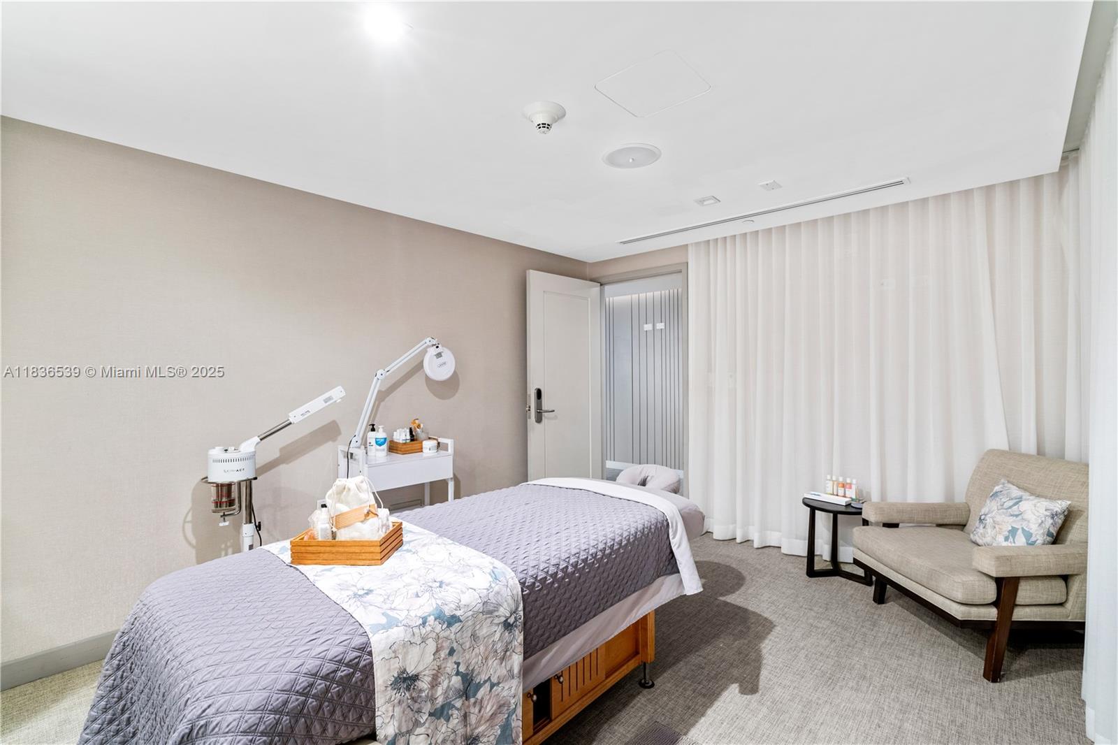 551 N Fort Lauderdale Beach Blvd Unit: R201