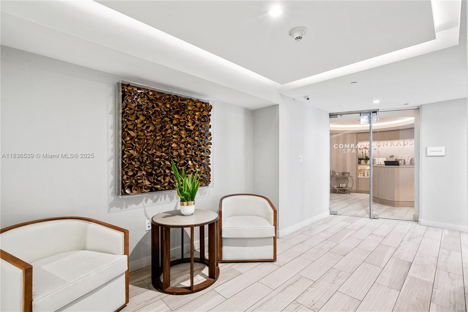 551 N Fort Lauderdale Beach Blvd Unit: R201