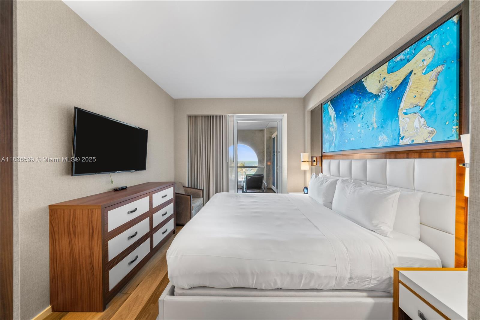 551 N Fort Lauderdale Beach Blvd Unit: R201