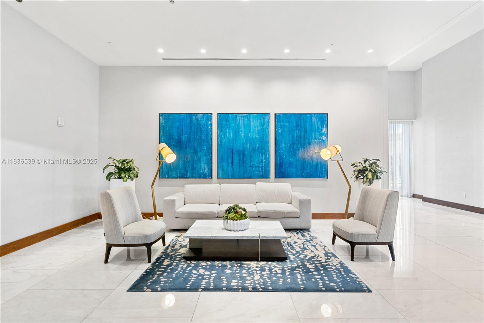 551 N Fort Lauderdale Beach Blvd Unit: R201