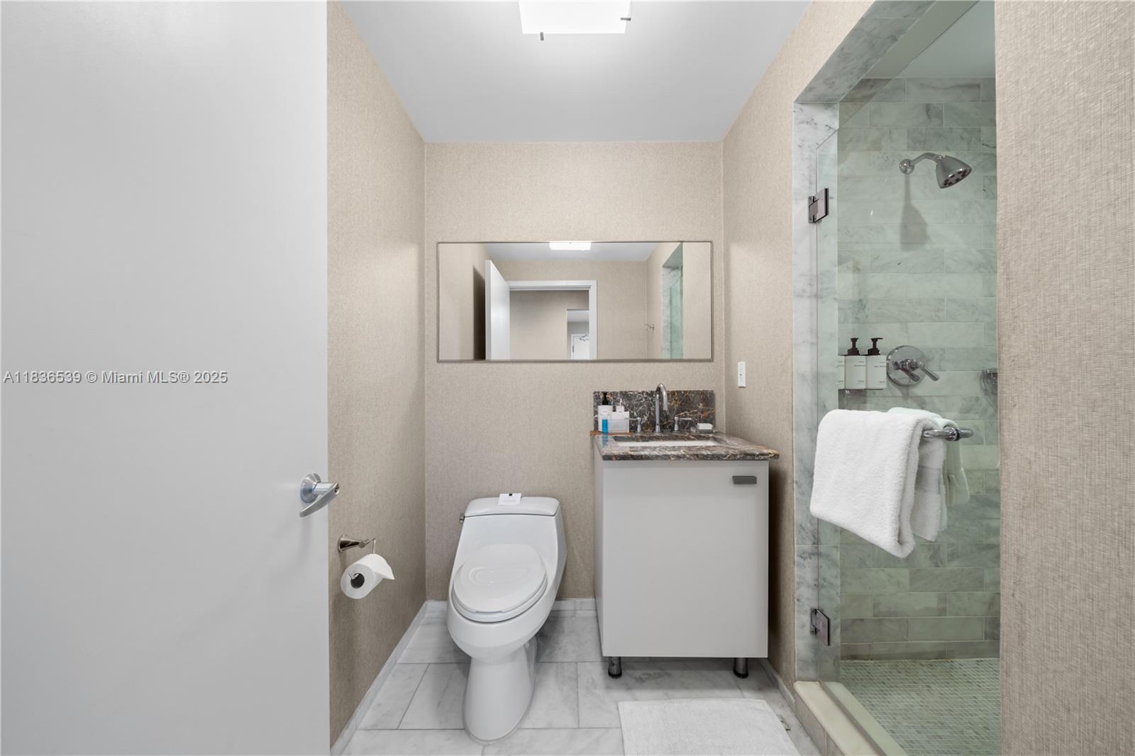 551 N Fort Lauderdale Beach Blvd Unit: R201