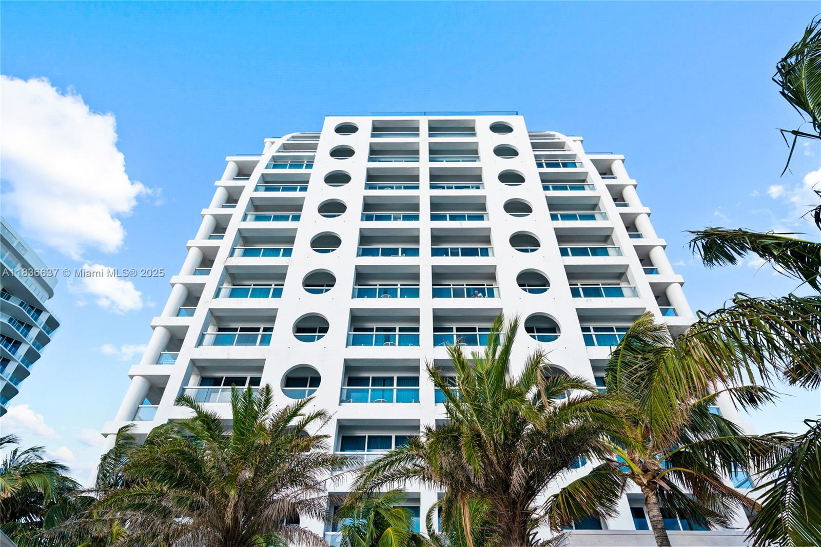551 N Fort Lauderdale Beach Blvd Unit: R2205
