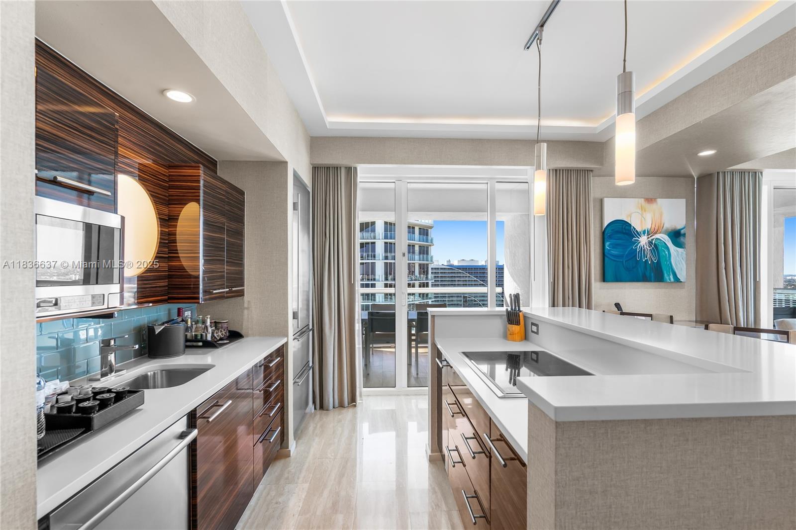 551 N Fort Lauderdale Beach Blvd Unit: R2205