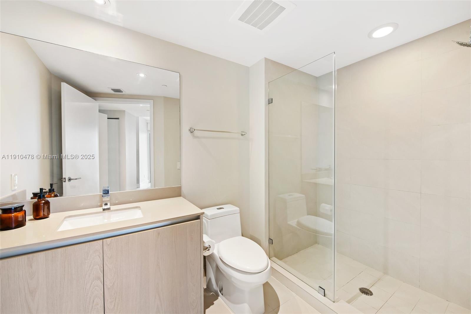 4111 S Ocean Dr # 3001