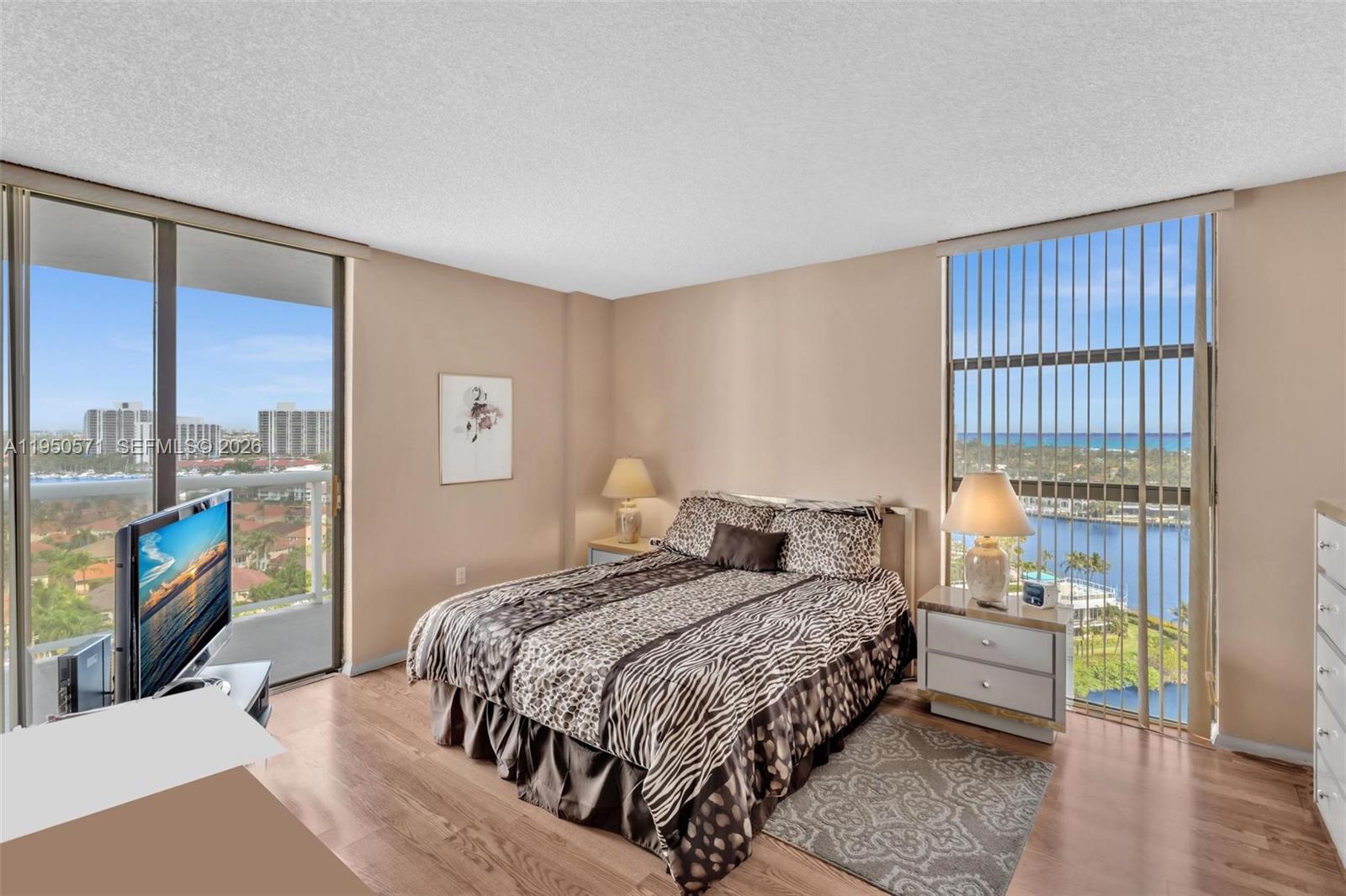 20505 E Country Club Dr # 1533