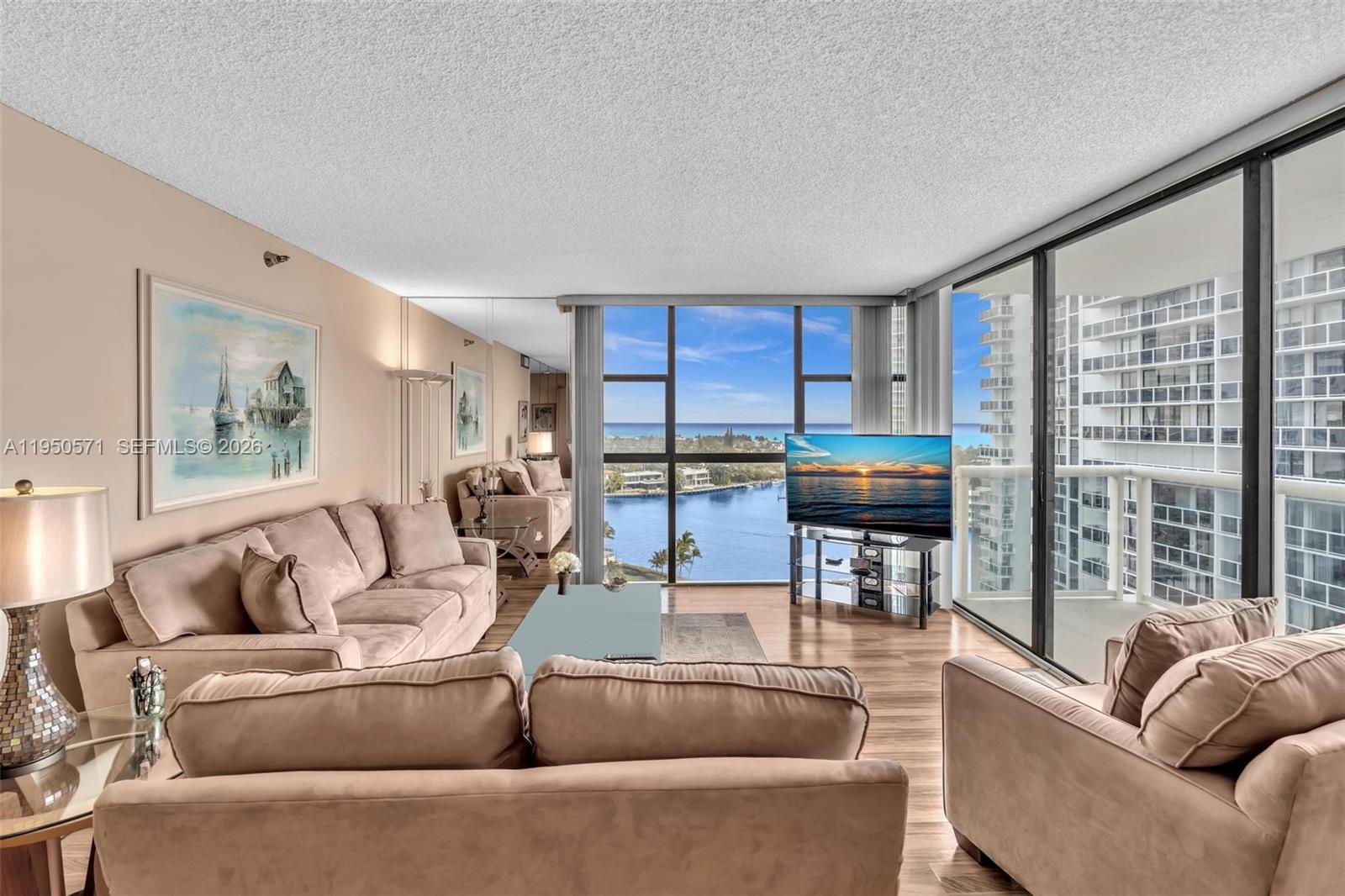 20505 E Country Club Dr # 1533