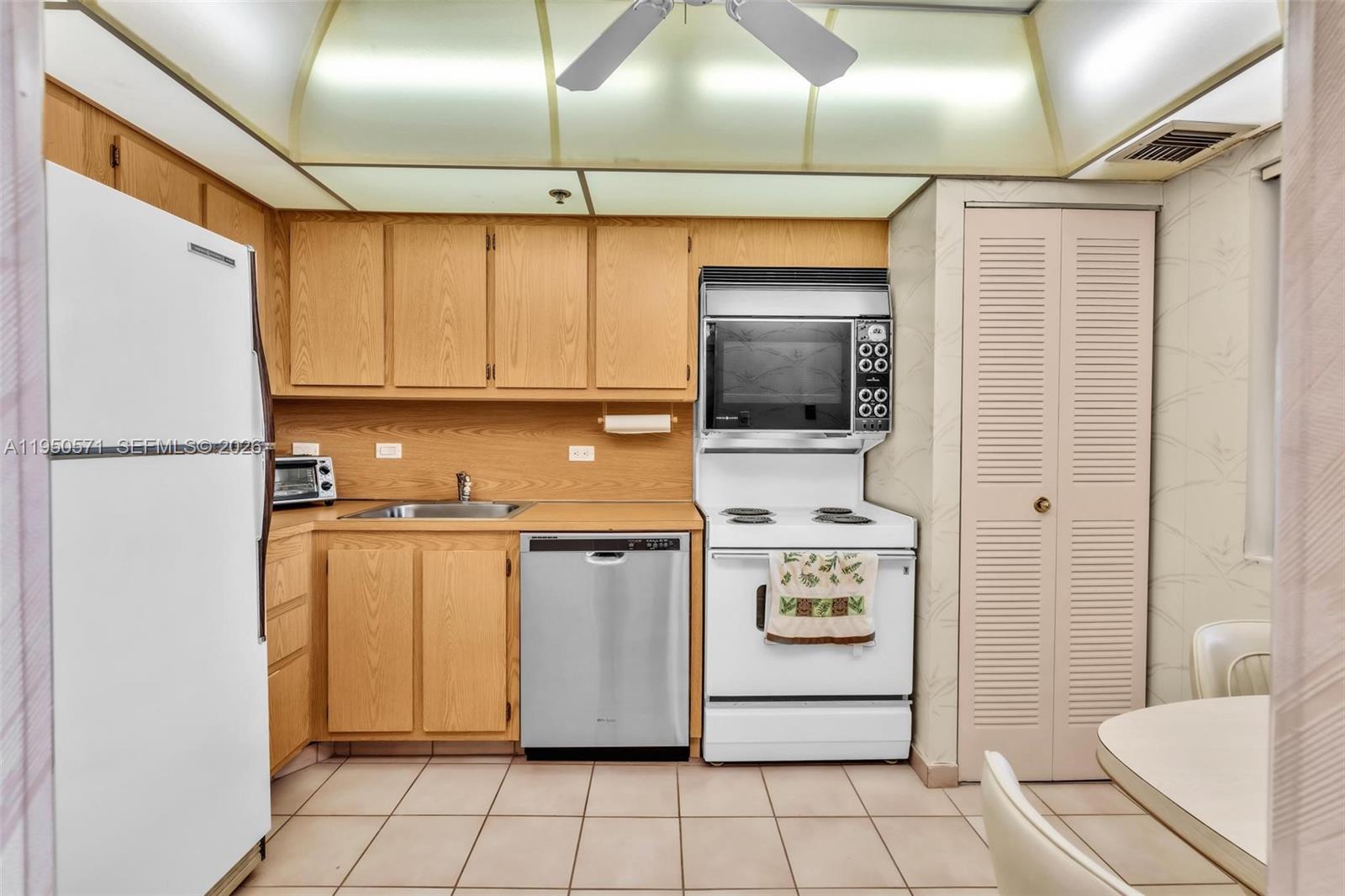 20505 E Country Club Dr # 1533