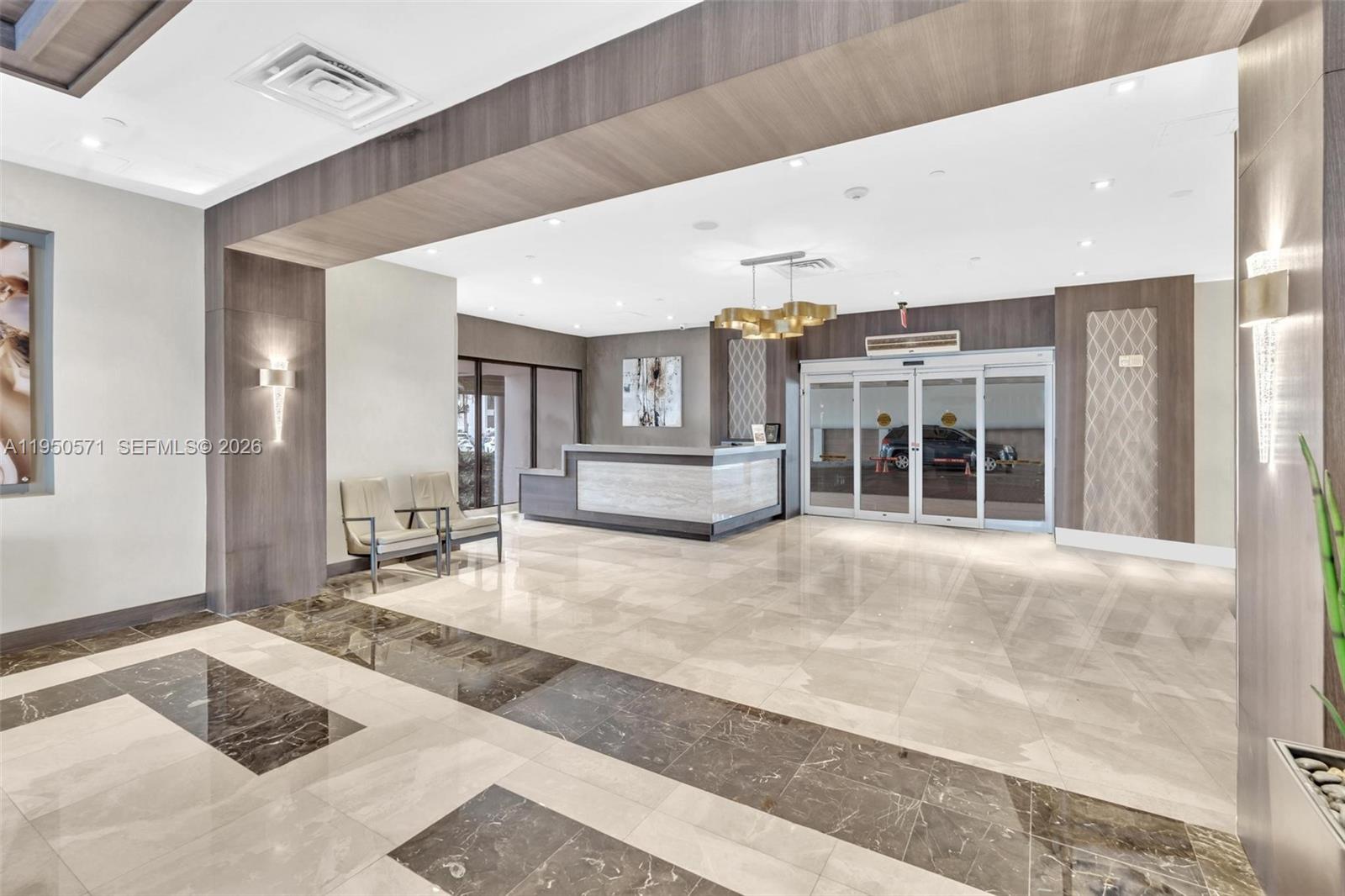 20505 E Country Club Dr # 1533