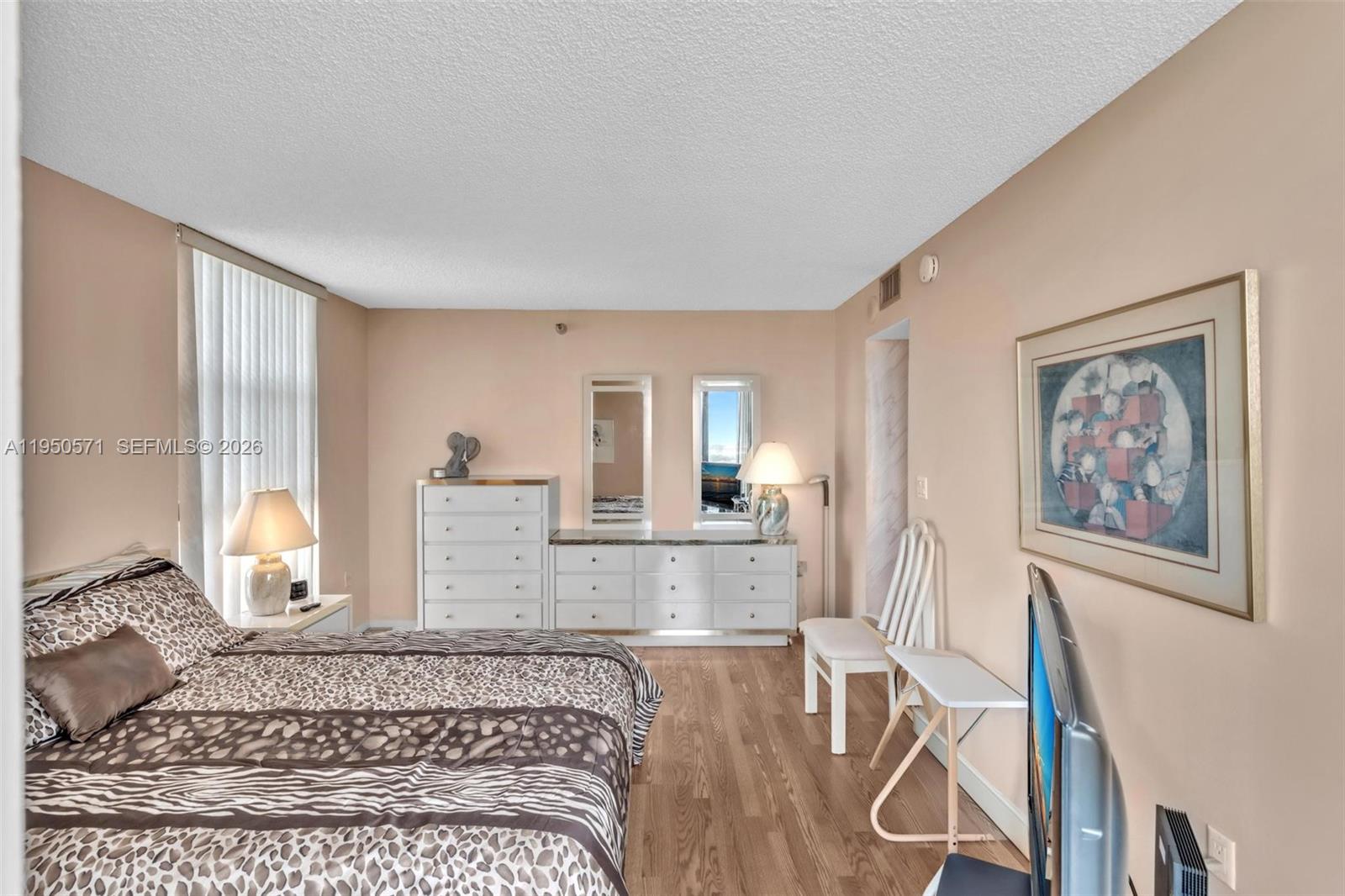 20505 E Country Club Dr # 1533