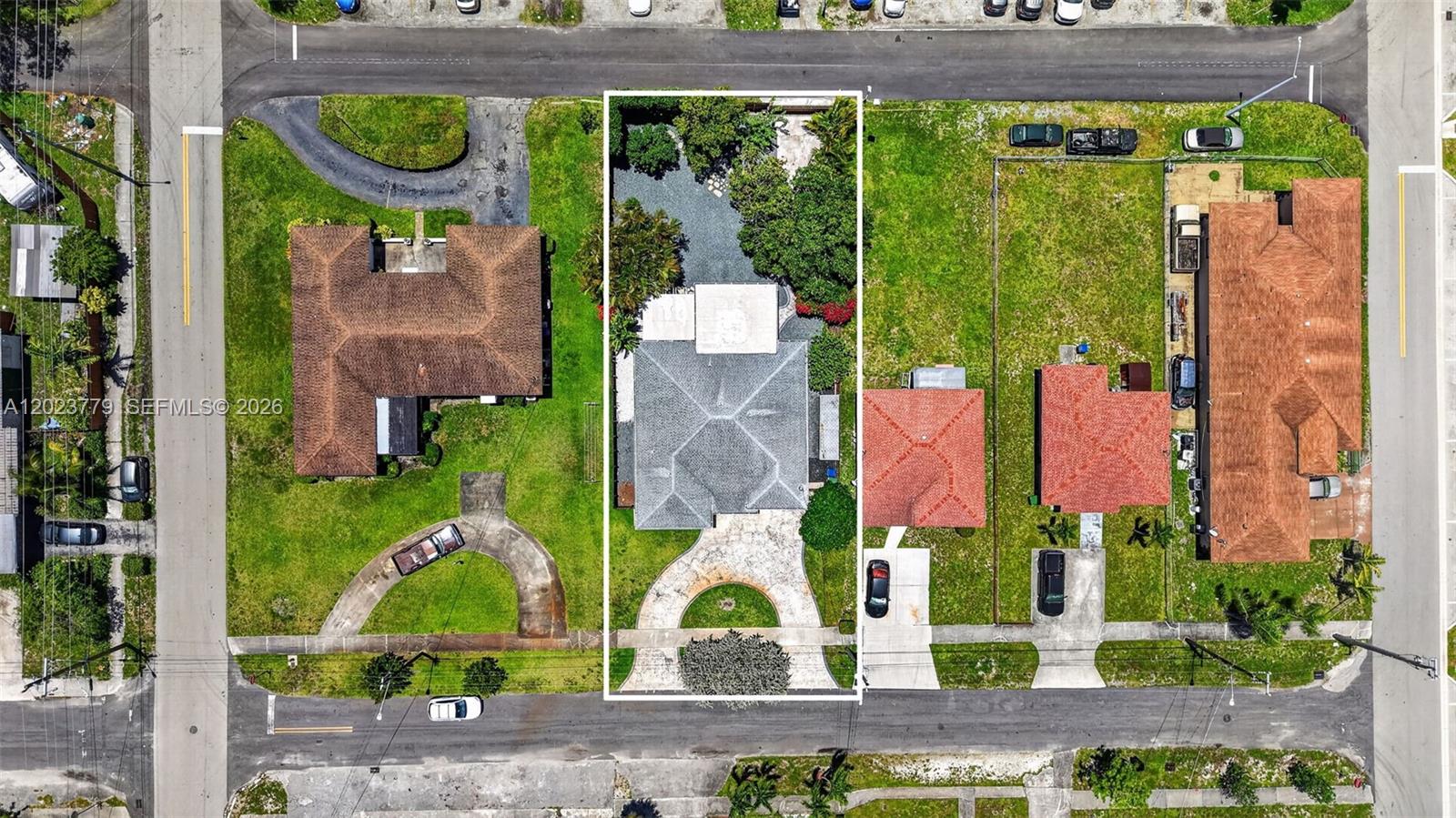709 NW 9th Ct