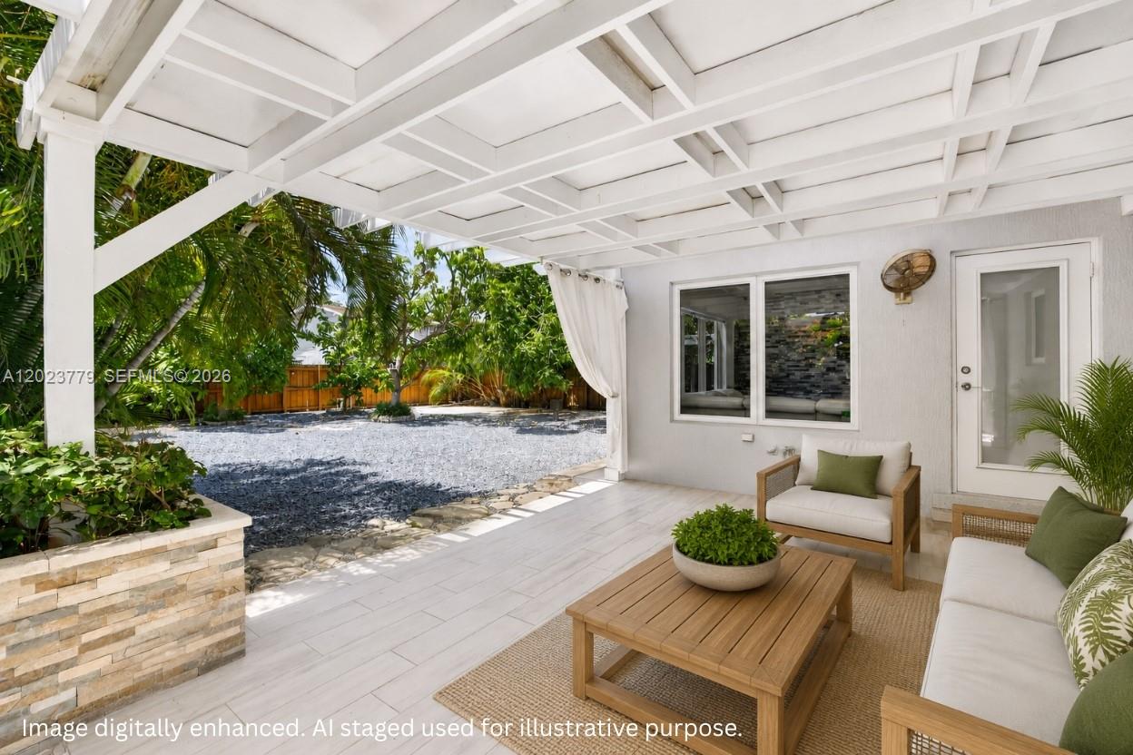 709 NW 9th Ct