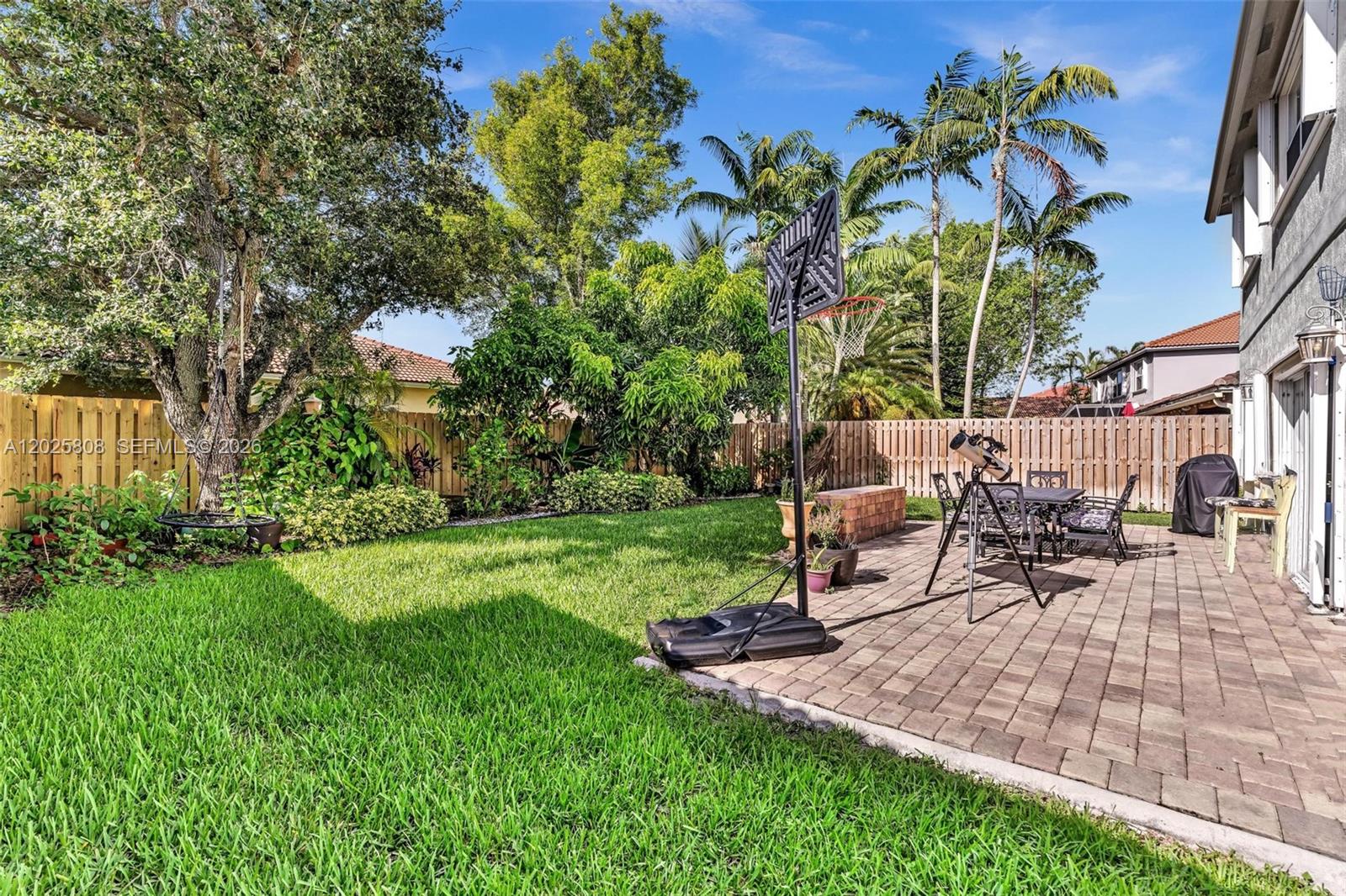 16408 Sapphire Pl