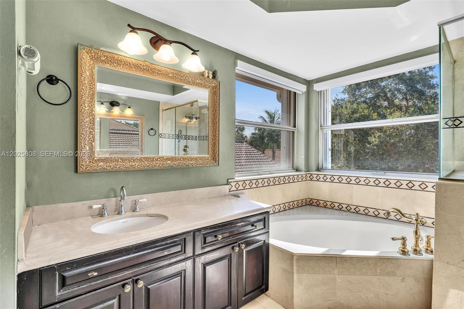 16408 Sapphire Pl