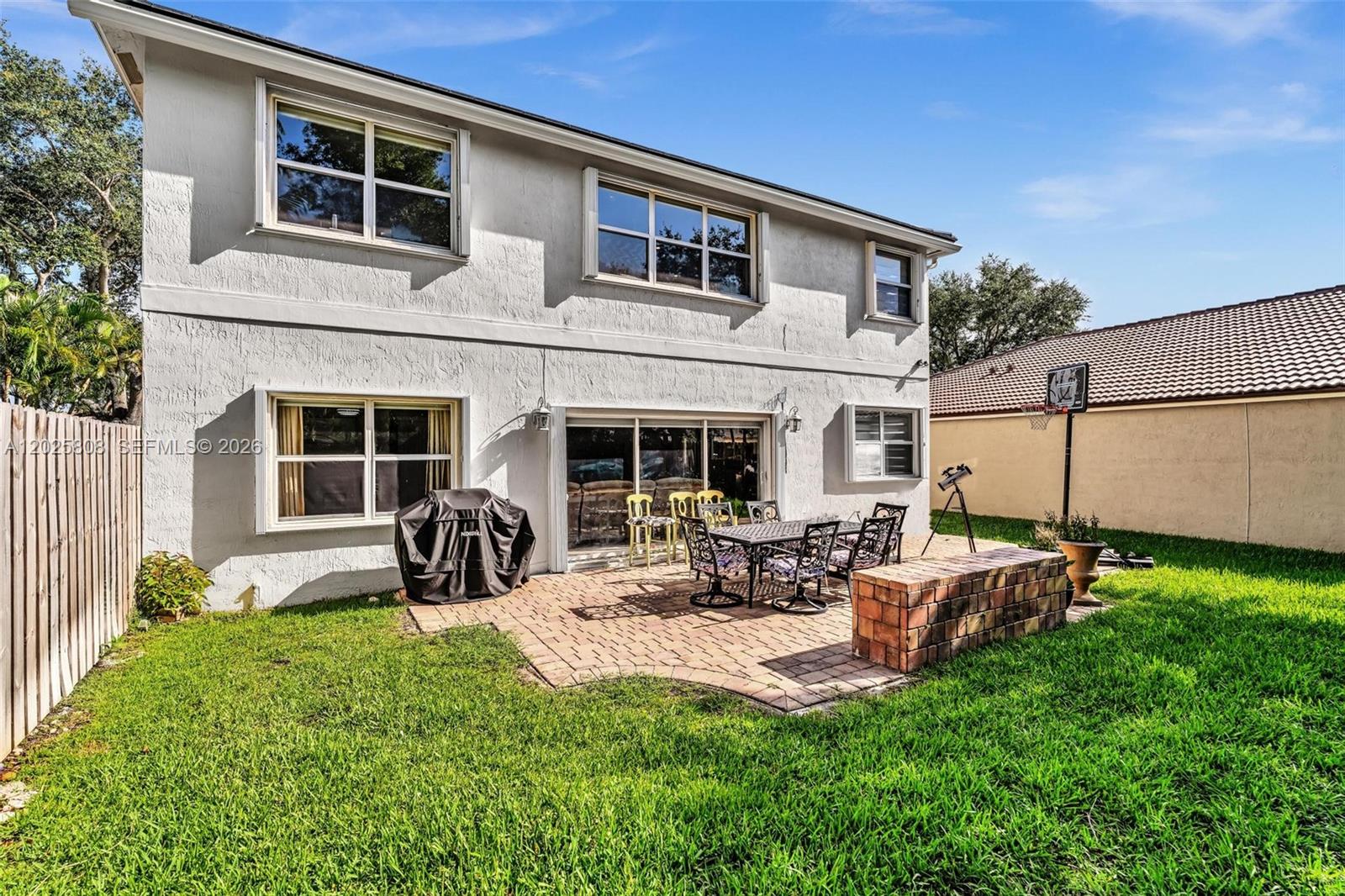 16408 Sapphire Pl