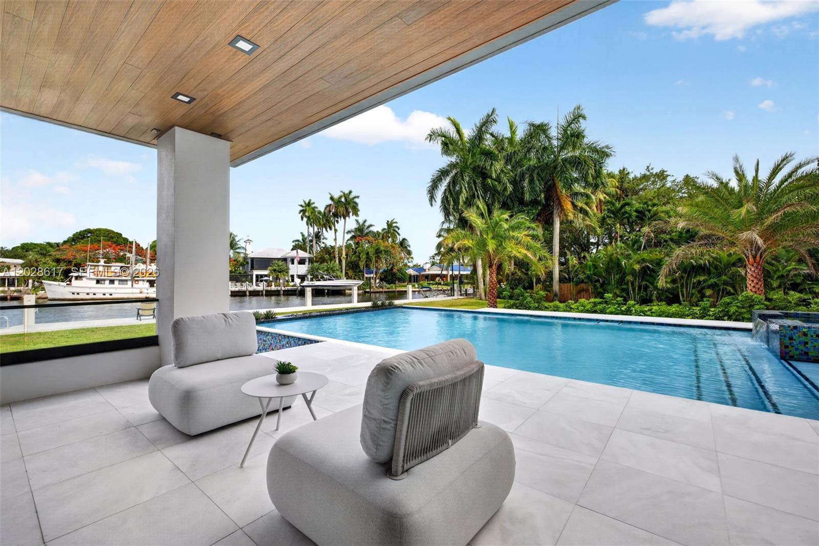700 SW 12th Ave