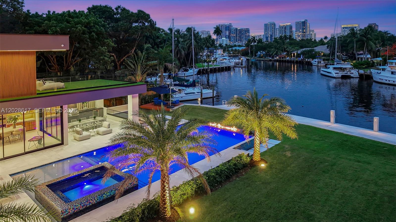 700 SW 12th Ave