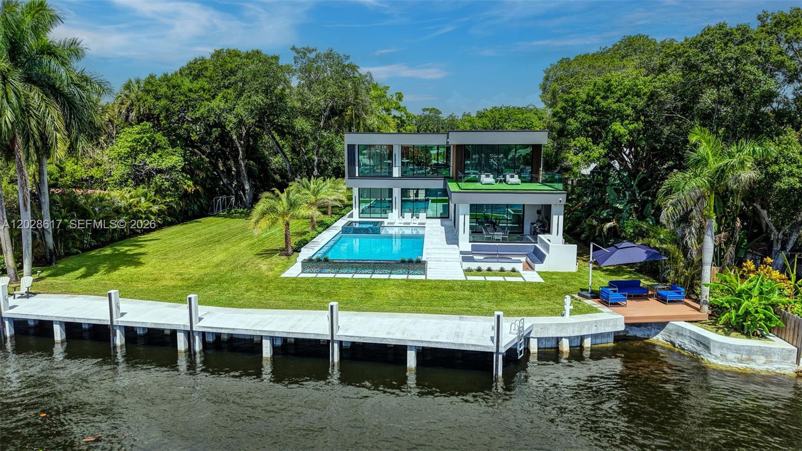 700 SW 12th Ave