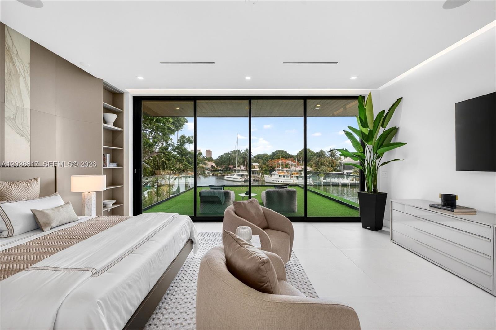 700 SW 12th Ave