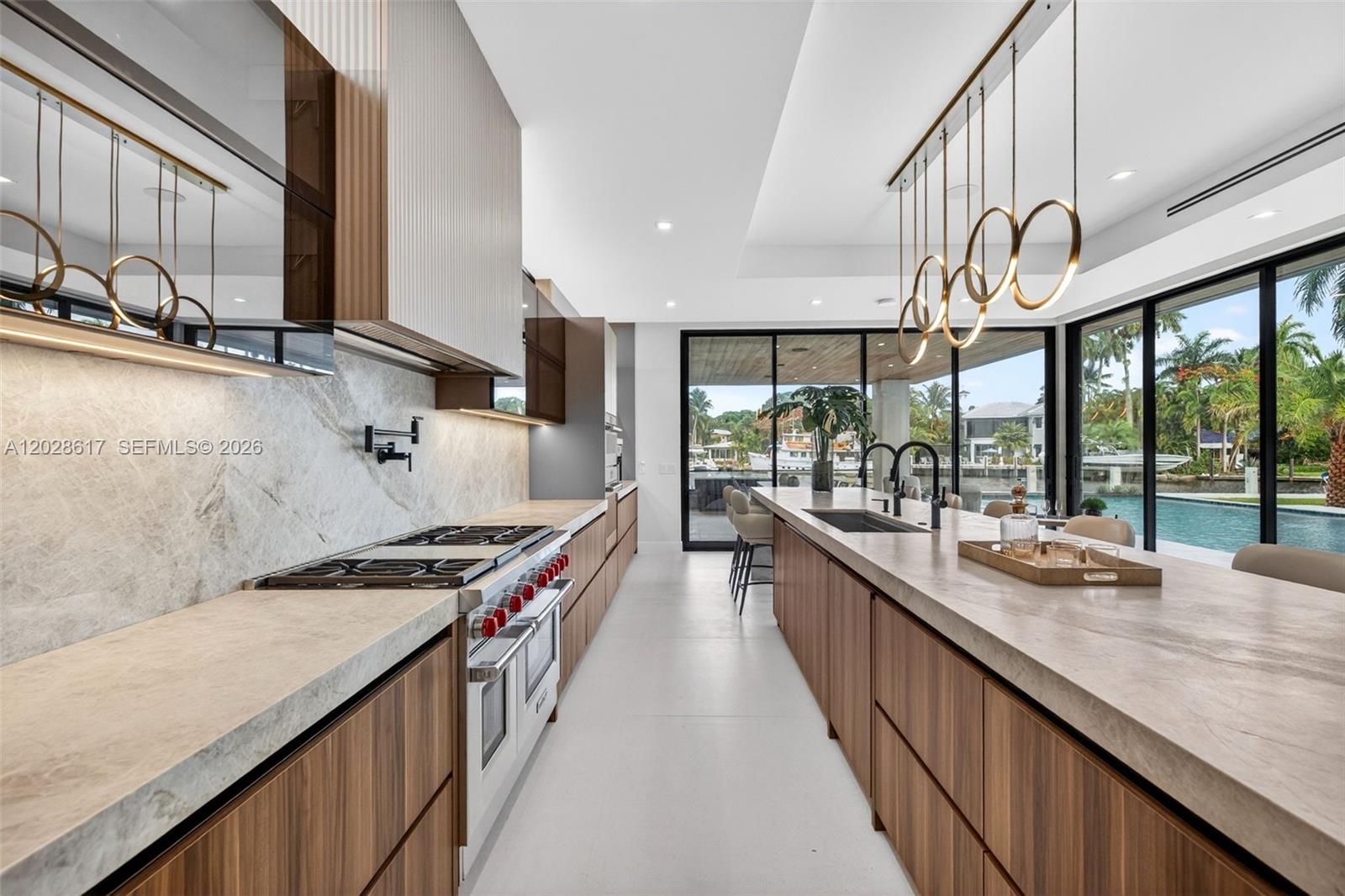 700 SW 12th Ave