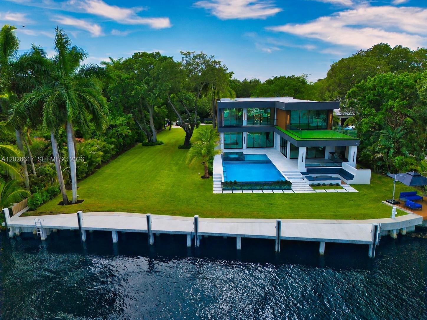 700 SW 12th Ave