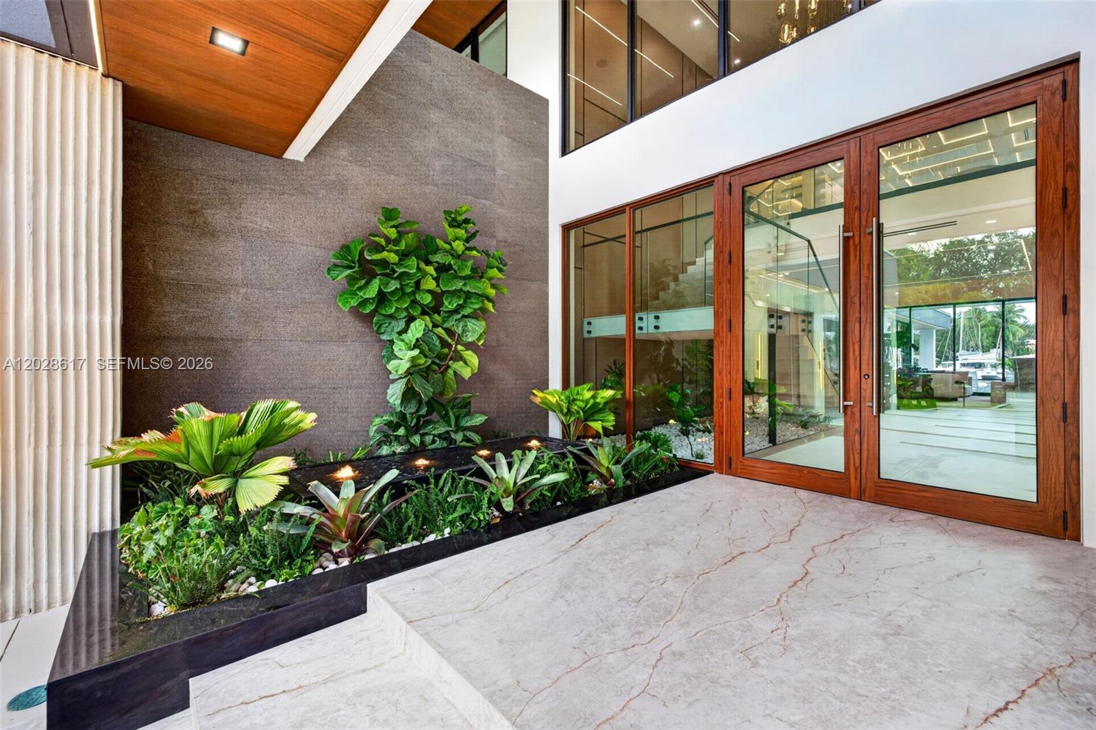 700 SW 12th Ave