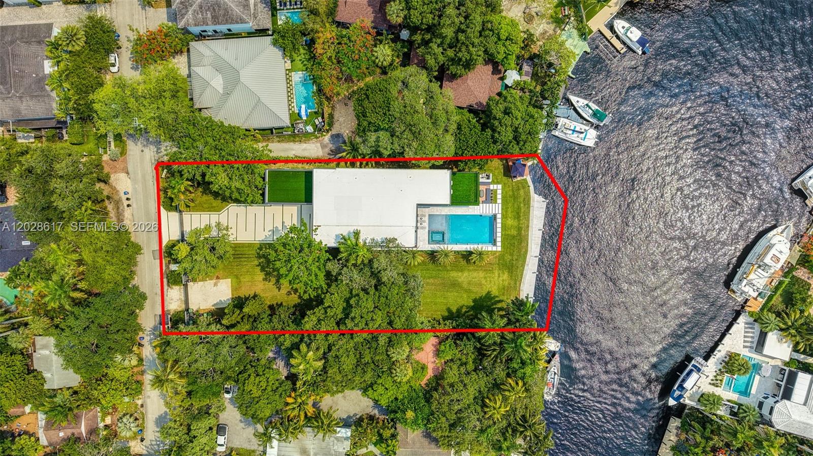700 SW 12th Ave