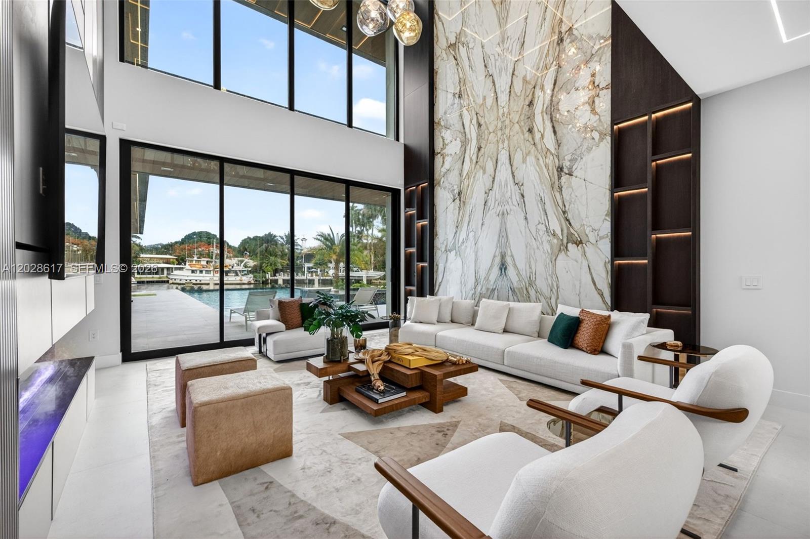 700 SW 12th Ave