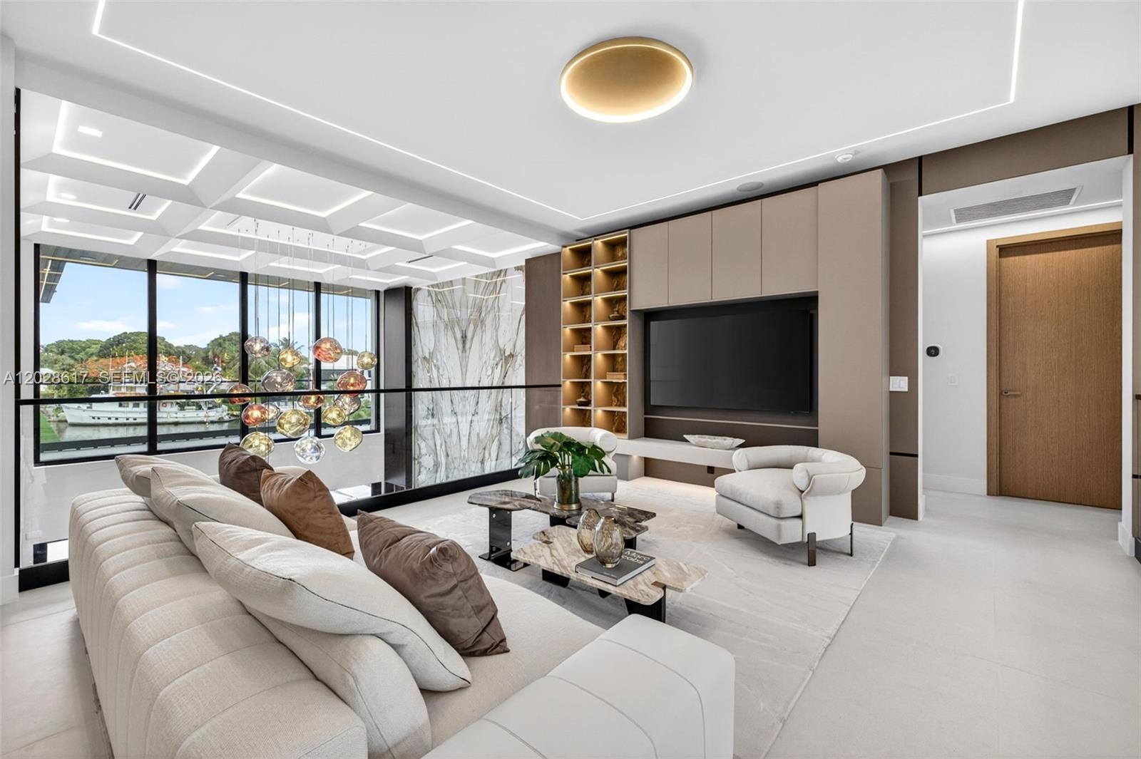 700 SW 12th Ave