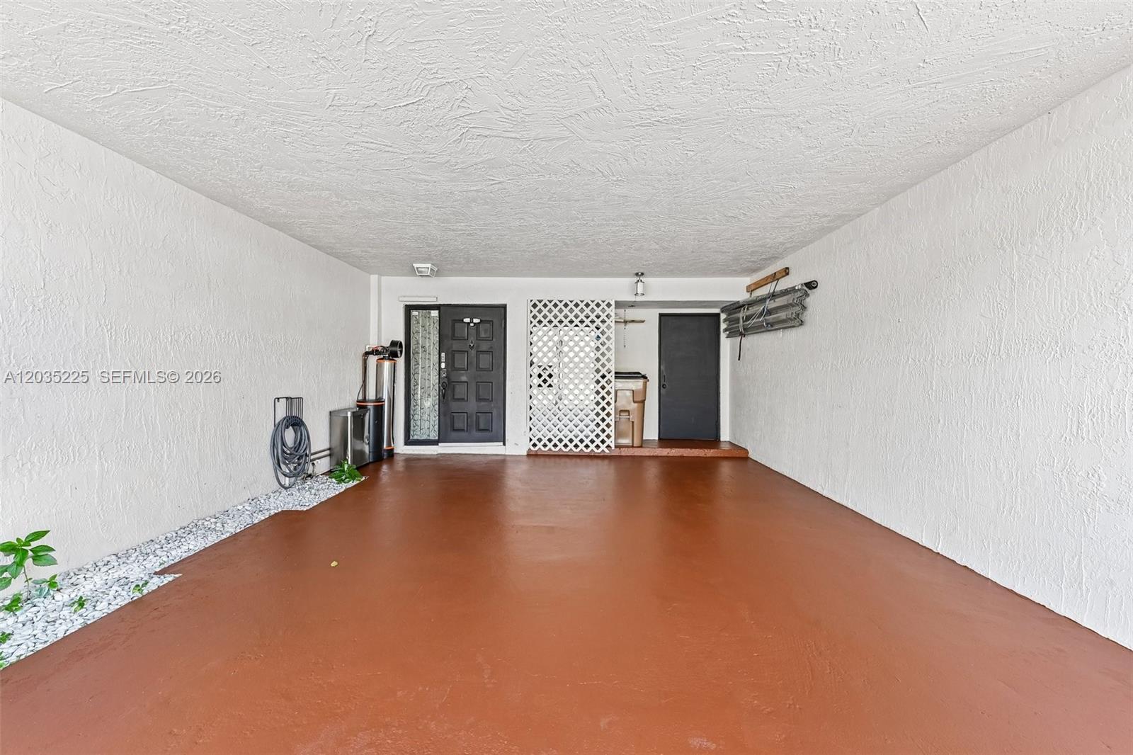 207 NW 45th Ave
