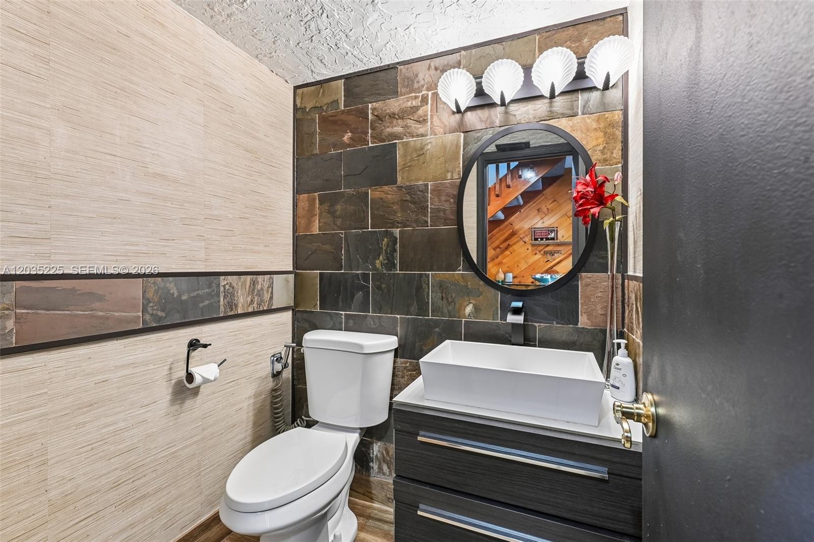 207 NW 45th Ave