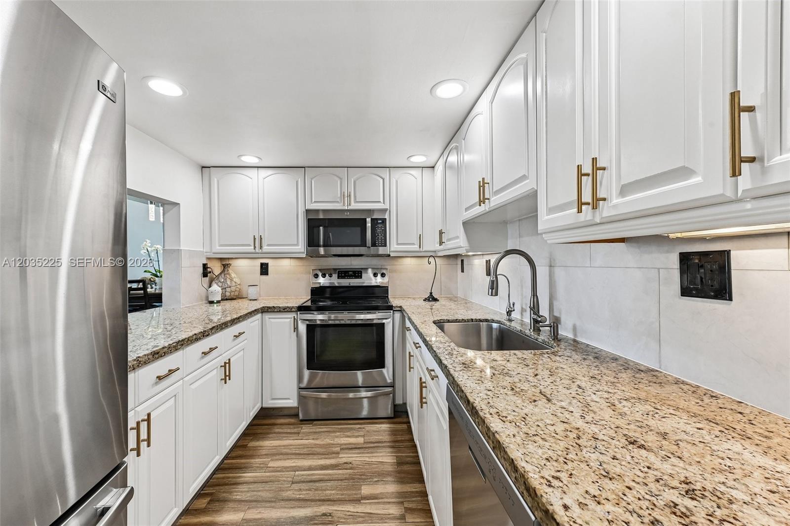 207 NW 45th Ave