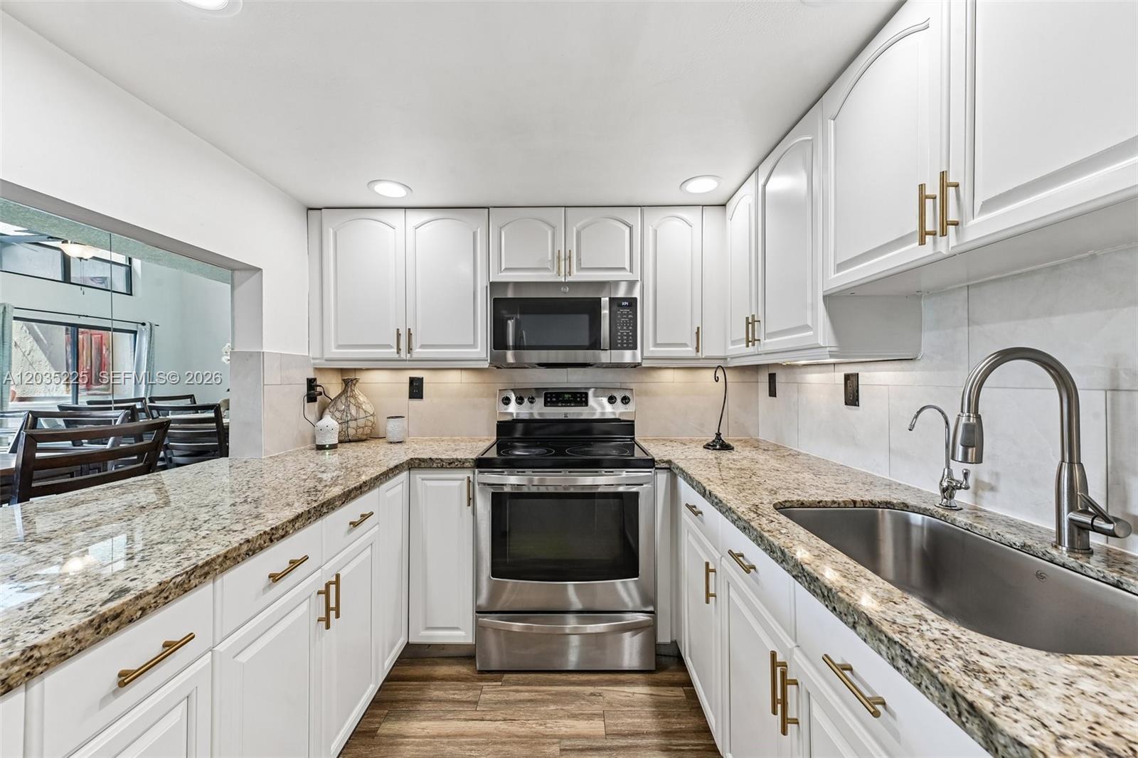 207 NW 45th Ave
