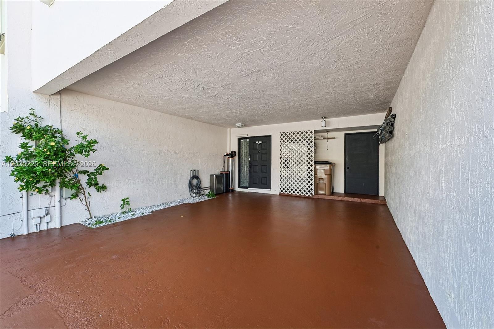 207 NW 45th Ave