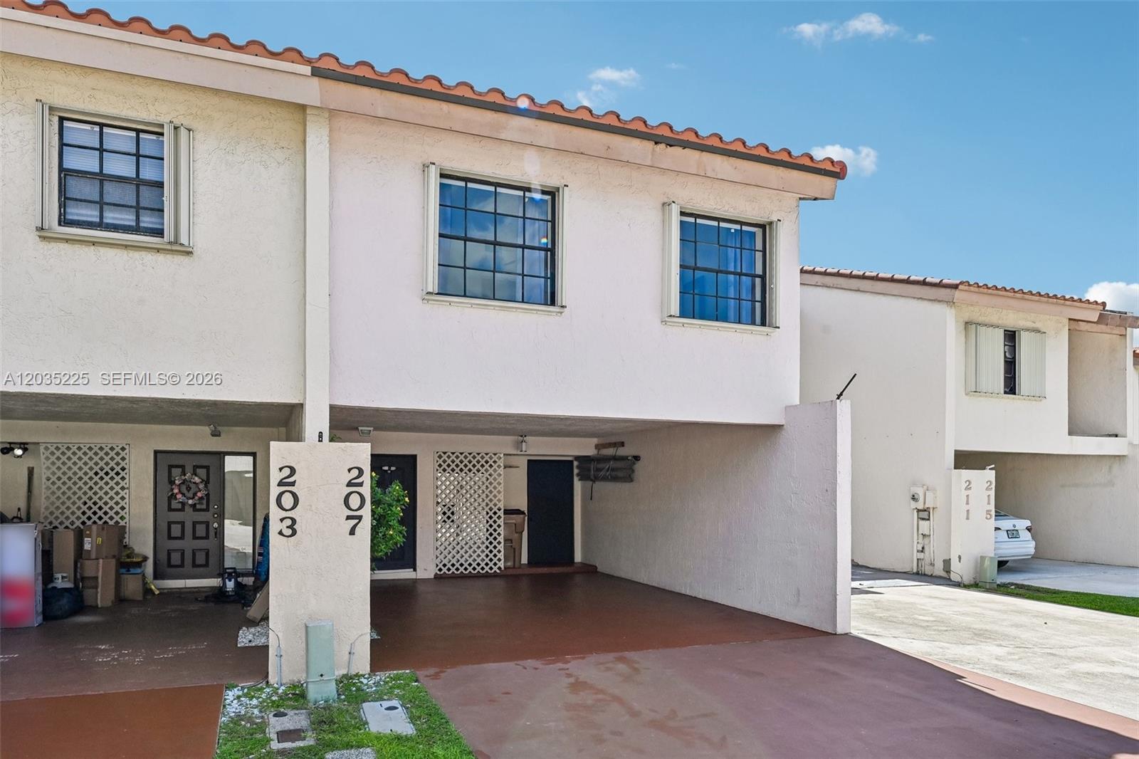 207 NW 45th Ave