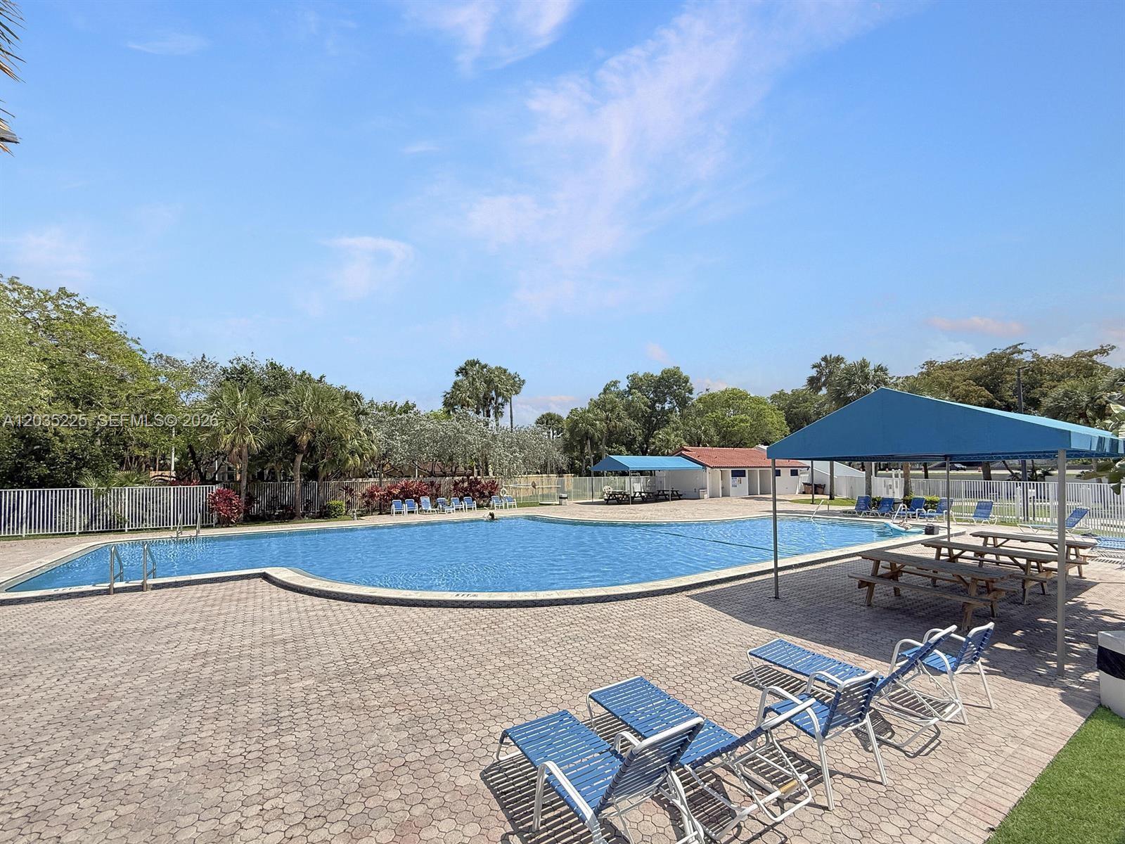 207 NW 45th Ave
