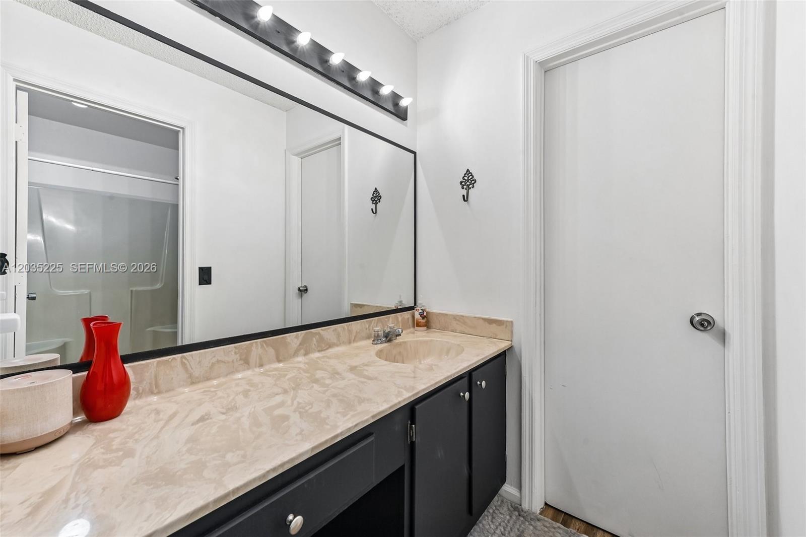207 NW 45th Ave