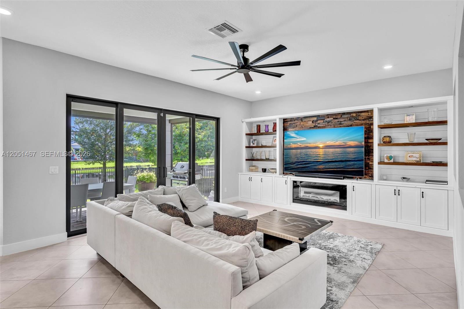 10855 Pacifica Way