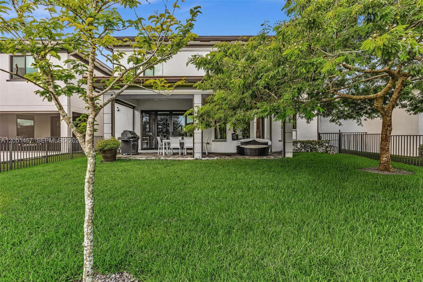 10855 Pacifica Way