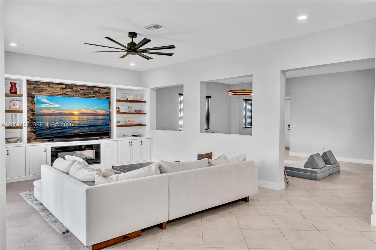 10855 Pacifica Way