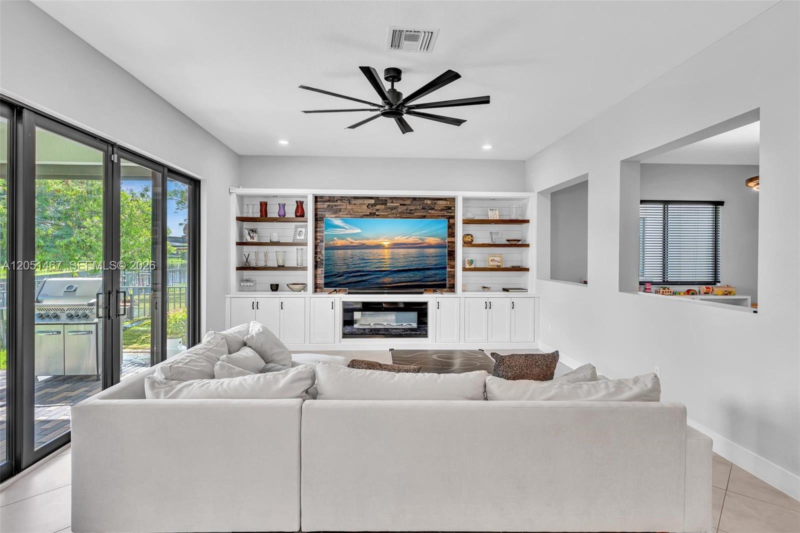10855 Pacifica Way