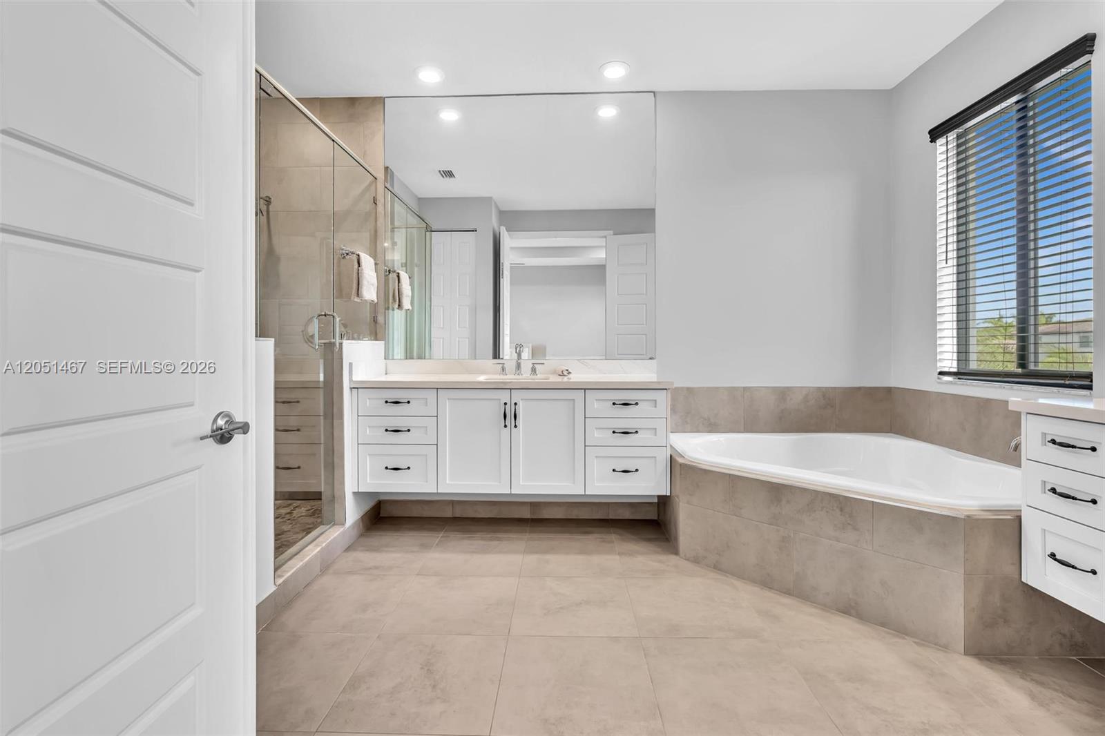 10855 Pacifica Way
