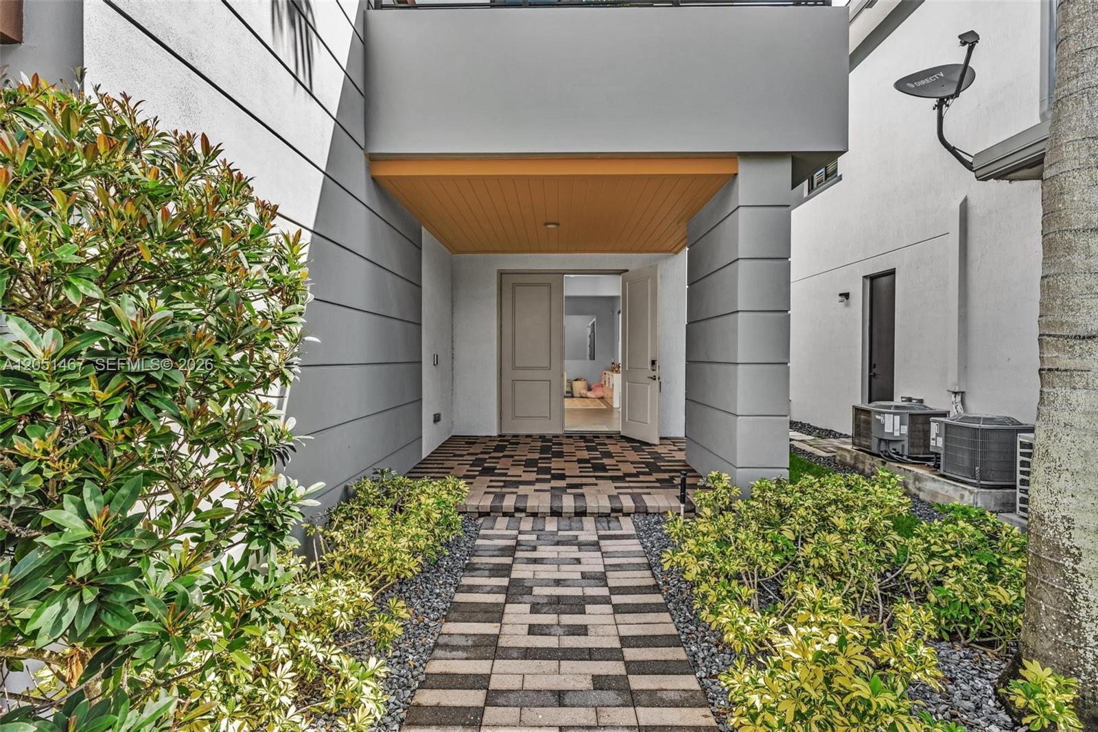 10855 Pacifica Way