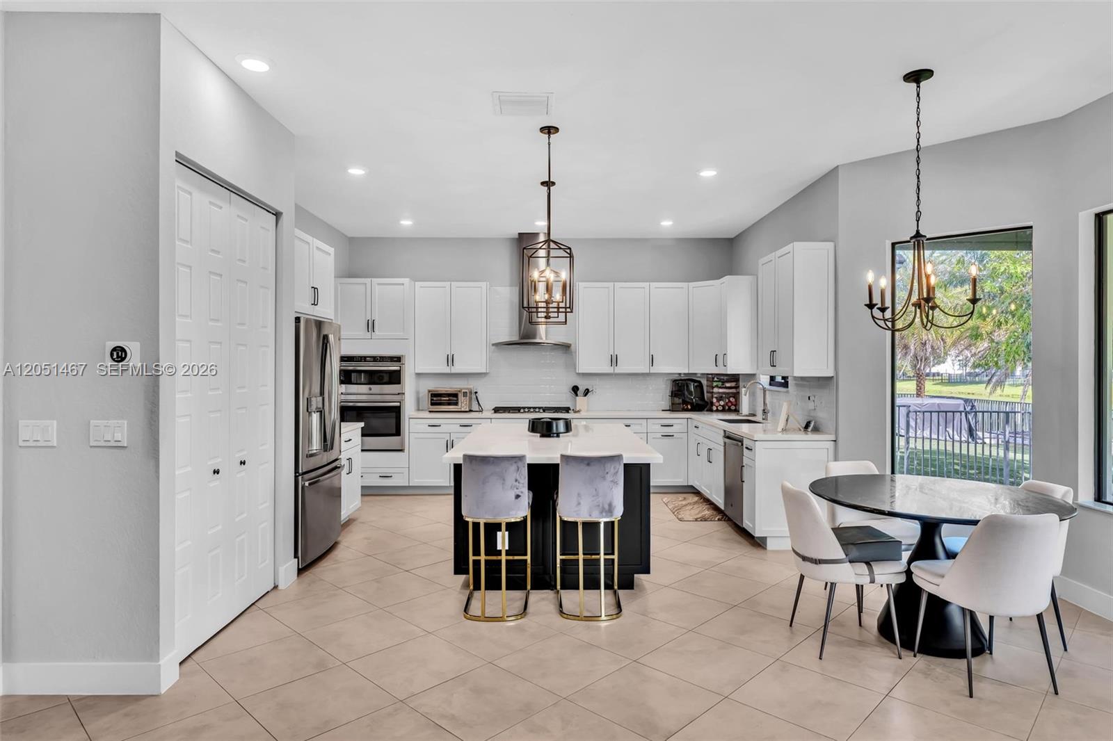 10855 Pacifica Way