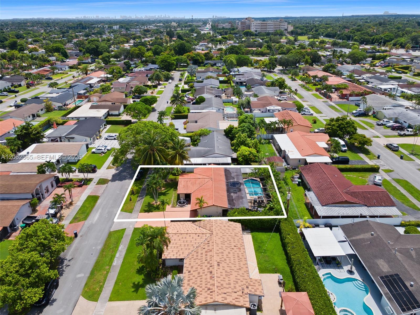 12330 SW 39th Ter