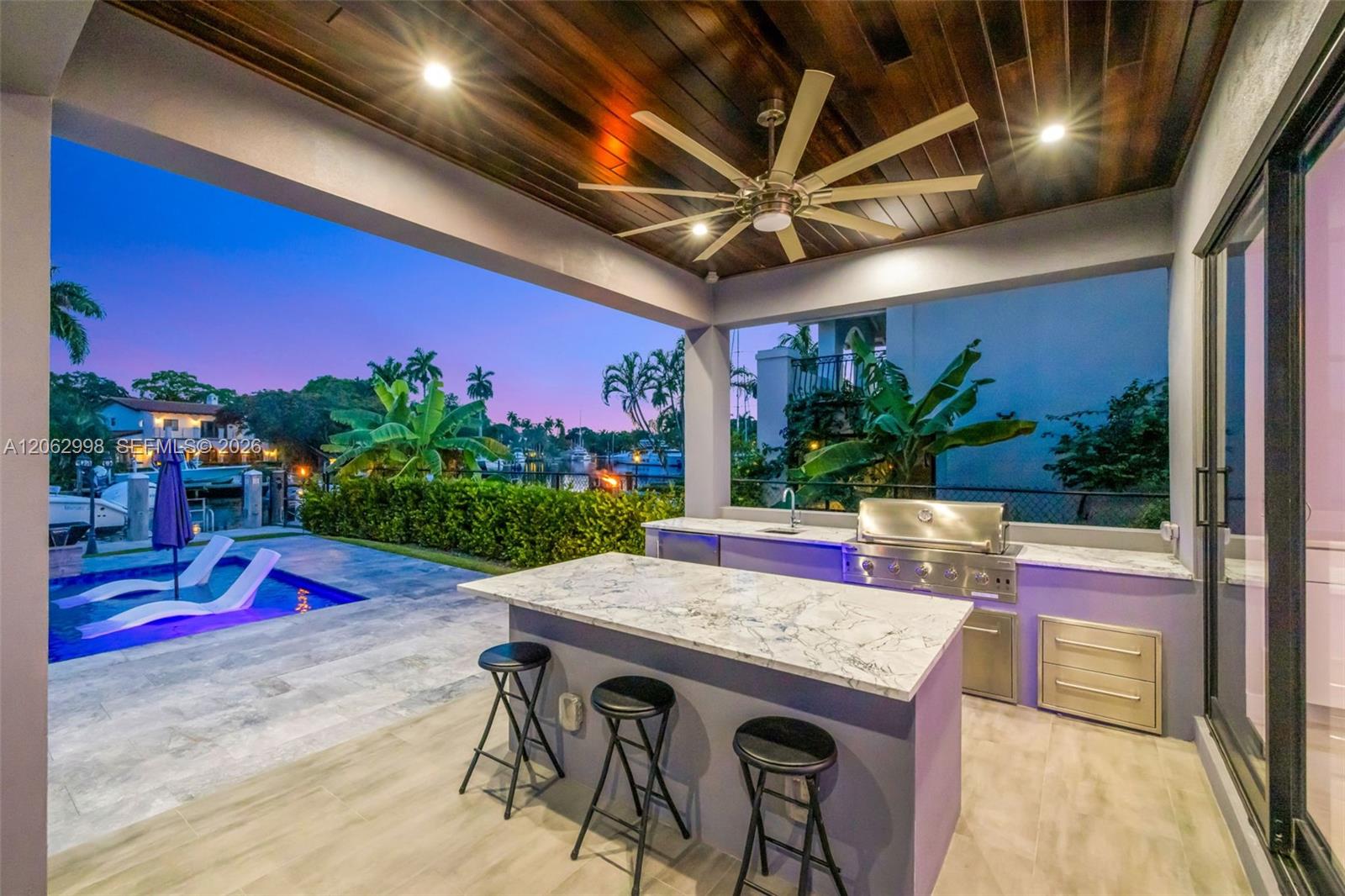 1004 SW 5th Pl