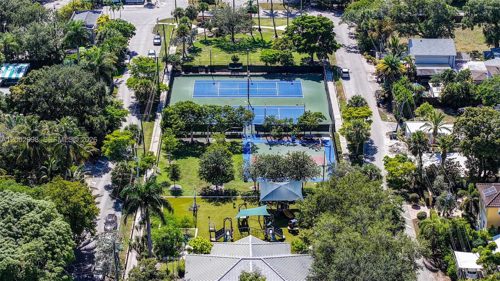 1004 SW 5th Pl