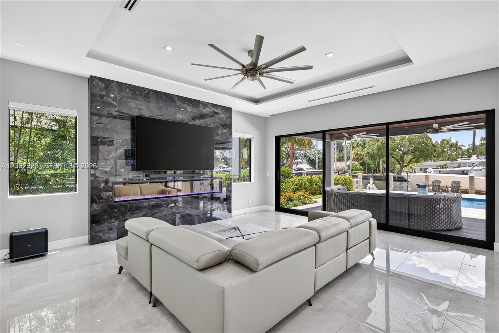 1004 SW 5th Pl