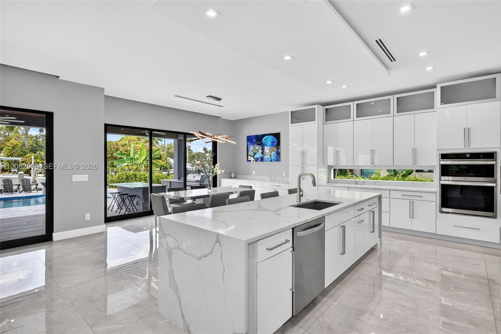1004 SW 5th Pl