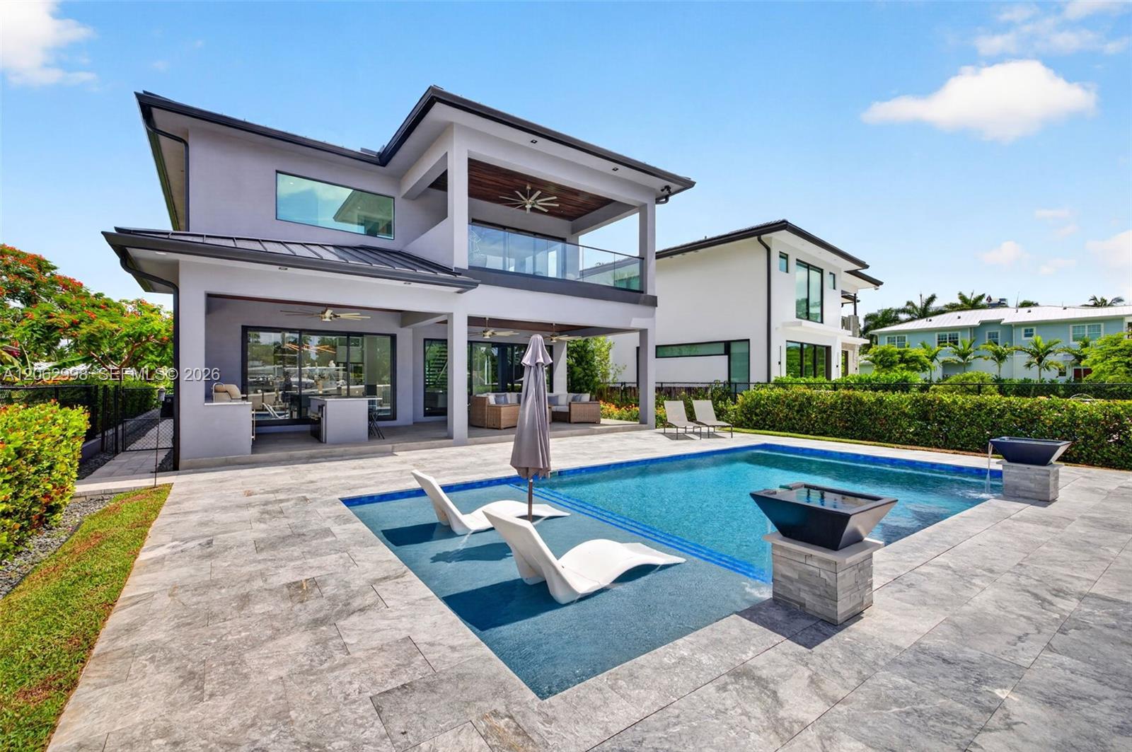1004 SW 5th Pl